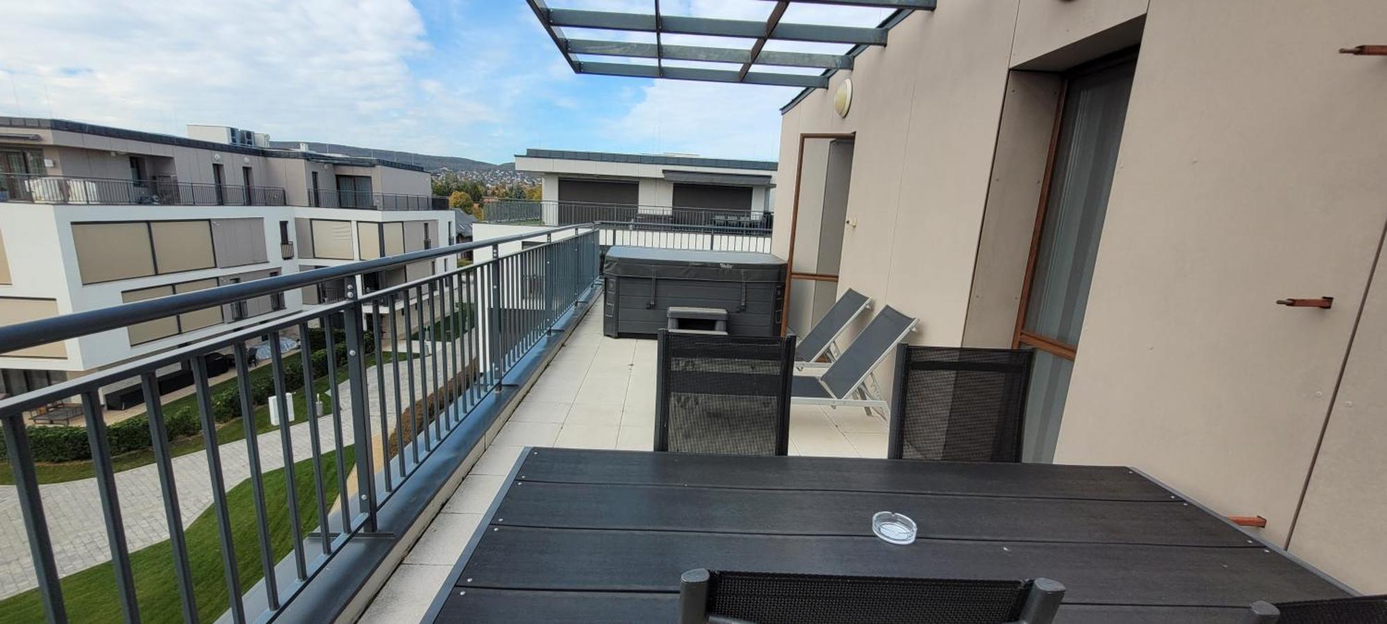Admiral Apartman Csopak Exteriör bild